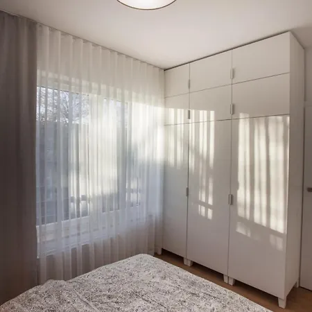 Апартаменты Cozy In The Center