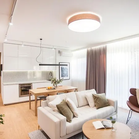 Cozy In The Center Appartamento Częstochowa